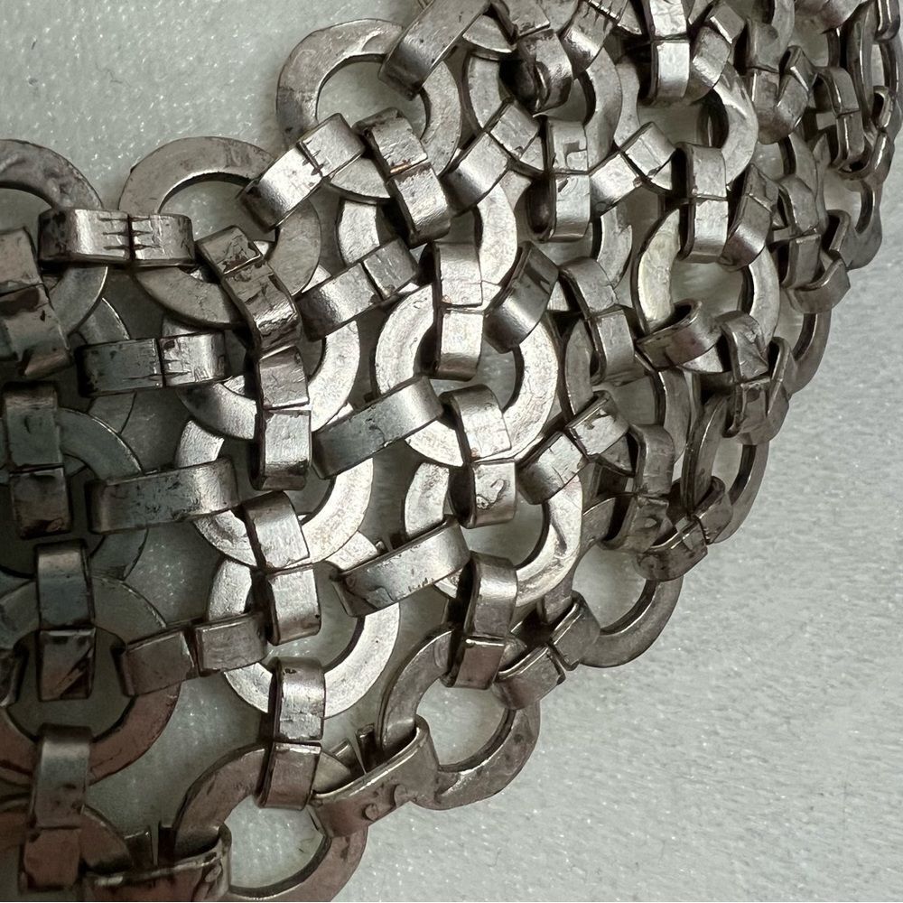 Silver Metal Link Dramatic Statement Bib Necklace - image 2